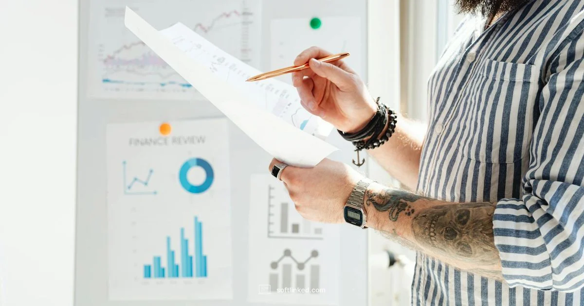 Zoho People Overview - SoftLinked