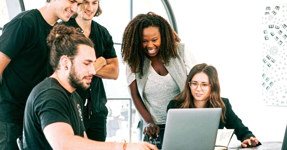 Software Unity in Practice - SoftLinked