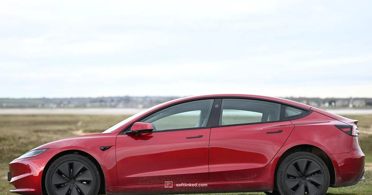 Tesla Software Update Tesla Software Update - SoftLinked